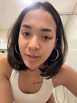 MiaMorenoo online show from January 2026 04:53:01 PM