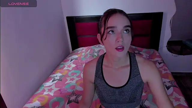 CRISTAL T2 online show from February 2026 06:47:02 PM