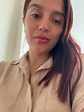 Snapshot of lara_beker chatting on May 2026 03:19:02 PM lara beker online show from May 2026 03:19:02 PM