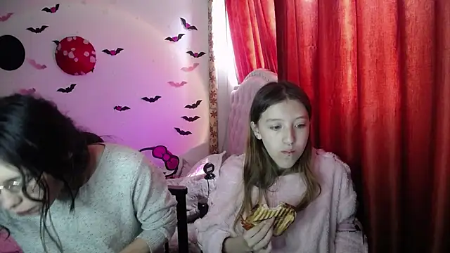 Briar y Blair online show from April 2026 04:56:01 PM