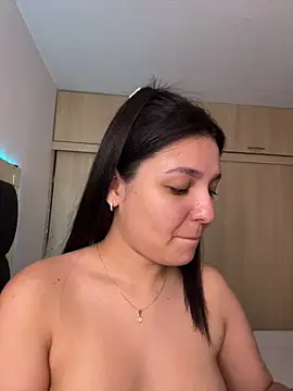 Camila sanchez25 online show from July 2026 11:29:01 PM