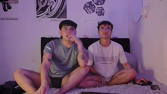 charlie dicker online show from December 2025 04:42:02 AM