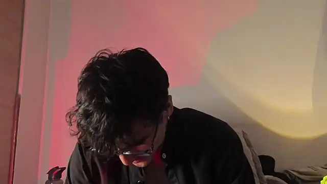 charlie dicker online show from May 2026 12:06:02 AM