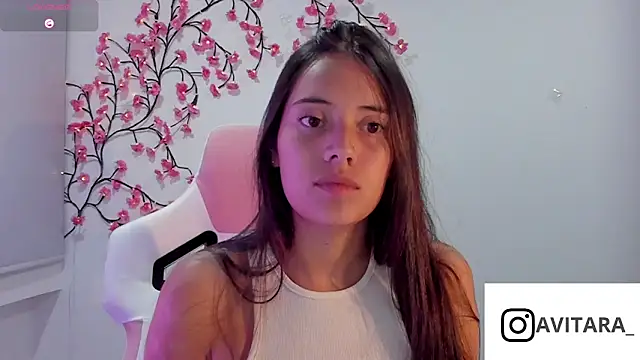 vanesita  online show from May 2026 01:01:02 AM