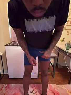 daddydarkskindikk online show from March 2026 02:32:01 PM