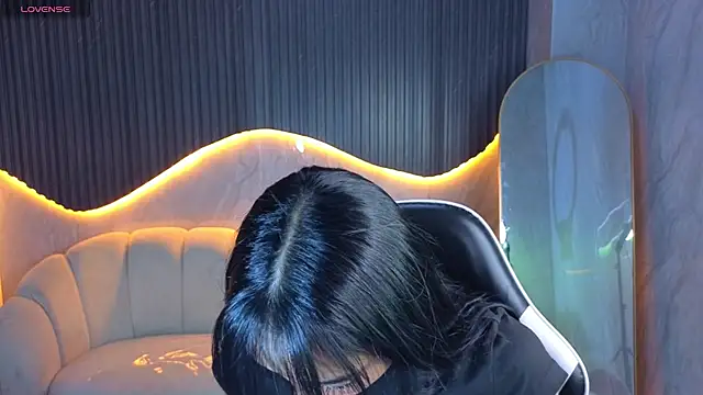 Tifany Tx online show from March 2026 12:32:01 PM