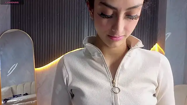 Snapshot of Tifany_Tx chatting on June 2026 07:18:02 PM Tifany Tx online show from June 2026 07:18:02 PM