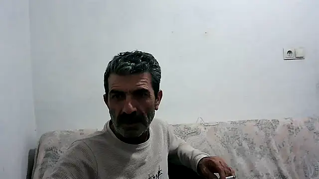 Snapshot of kobra21turki chatting on April 2026 04:37:01 PM kobra21turki online show from April 2026 04:37:01 PM