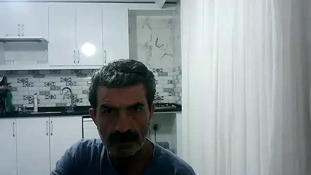 Snapshot of kobra21turki chatting on April 2026 08:09:02 PM kobra21turki online show from April 2026 08:09:02 PM
