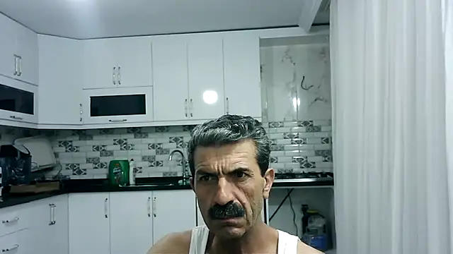 Snapshot of kobra21turki chatting on May 2026 09:32:02 PM kobra21turki online show from May 2026 09:32:02 PM