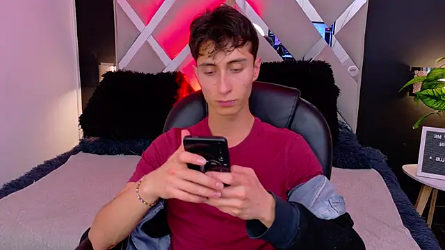 Ithan Skin online show from December 2025 11:49:02 AM