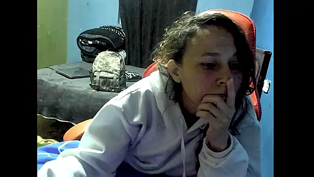 riquimona online show from February 2026 01:36:01 AM