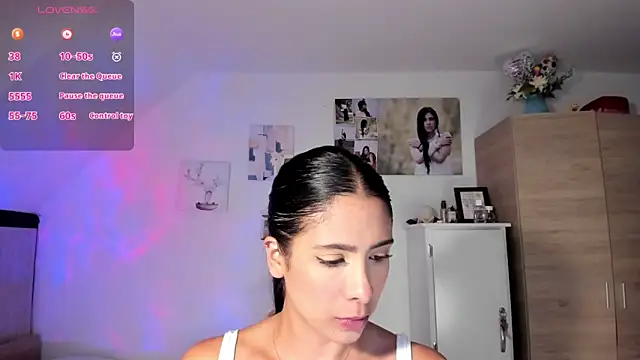 Snapshot of VEROSlen- chatting on January 2026 06:11:01 PM VEROSlen- online show from January 2026 06:11:01 PM