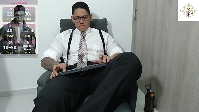 coltonmassiff online show from February 2026 08:14:01 AM