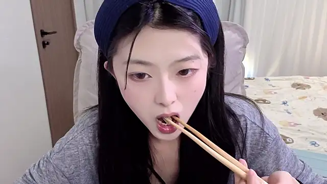 Koikoi    online show from February 2026 12:37:01 PM