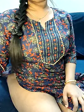 SSiya- online show from February 2026 07:32:02 PM