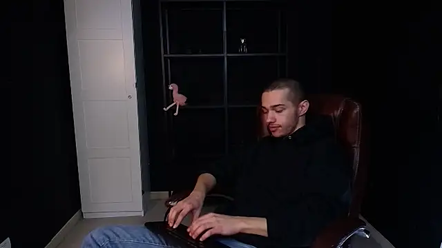 KaydenDrew online show from February 2026 06:22:01 AM