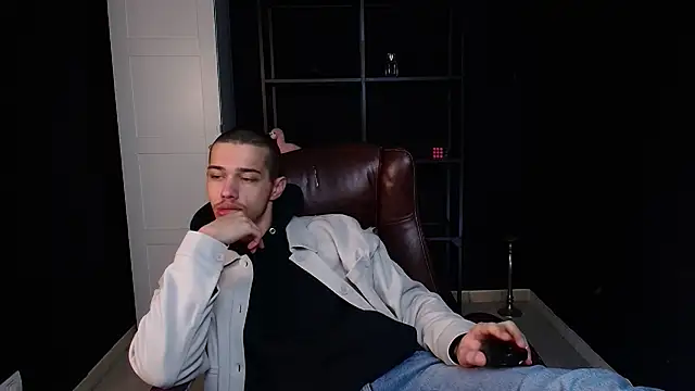 KaydenDrew online show from February 2026 05:13:02 AM