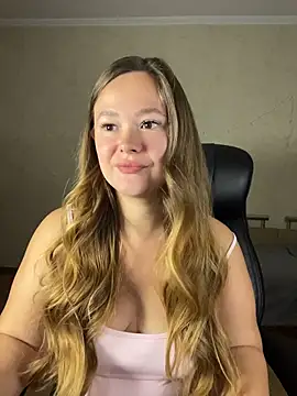 CaramelleSugarr online show from July 2026 07:12:02 PM