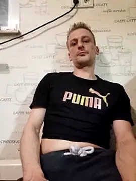 Snapshot of AnDyWaesche90 chatting on April 2026 03:24:01 AM AnDyWaesche90 online show from April 2026 03:24:01 AM