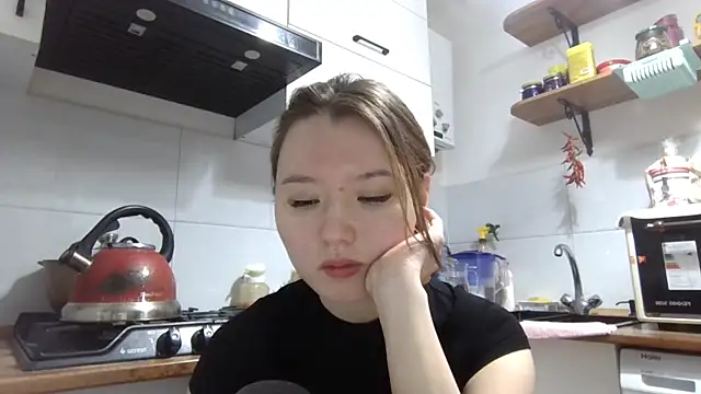 Snapshot of VelmaMaasch chatting on December 2025 02:13:02 PM VelmaMaasch online show from December 2025 02:13:02 PM