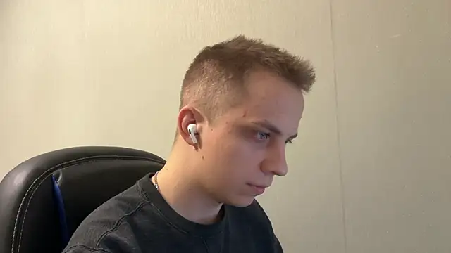 Snapshot of Markooaa chatting on February 2026 07:03:02 PM Markooaa online show from February 2026 07:03:02 PM