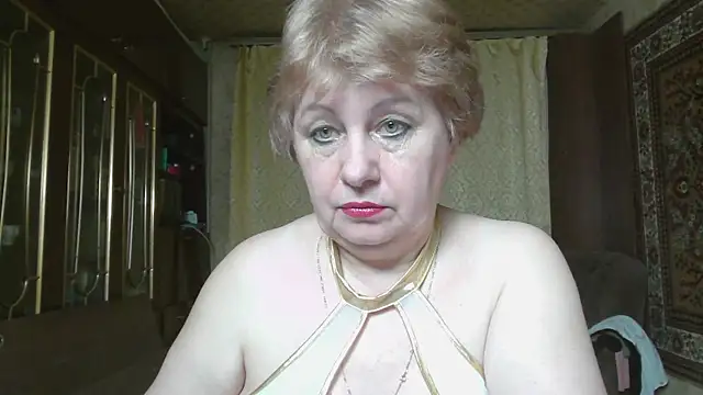 Casey peach online show from May 2026 04:27:02 PM