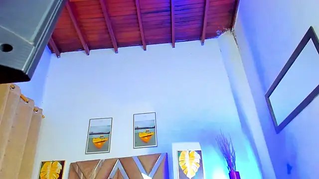 Snapshot of DaniiFoxx chatting on January 2026 12:10:02 PM DaniiFoxx online show from January 2026 12:10:02 PM