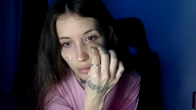 saphirafox online show from March 2026 06:34:02 PM