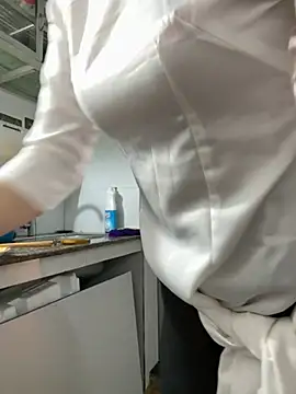 Snapshot of bi_biii chatting on July 2026 03:09:01 AM bi biii online show from July 2026 03:09:01 AM
