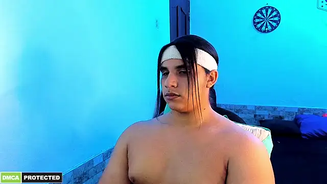 latinboyfit online show from June 2026 07:06:02 AM
