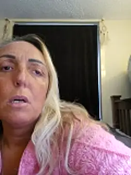 theblondecocklover online show from May 2026 06:49:02 PM