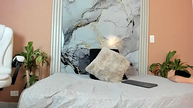 alex xhunter online show from February 2026 12:20:01 PM