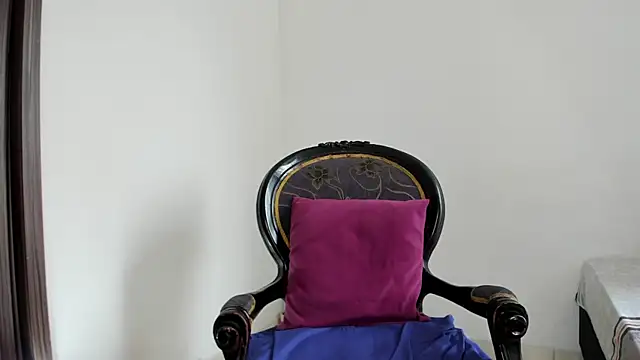 Snapshot of Drizs chatting on December 2025 02:25:01 PM Drizs online show from December 2025 02:25:01 PM