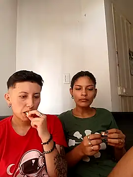 Mei and Gaby online show from January 2026 07:18:01 PM