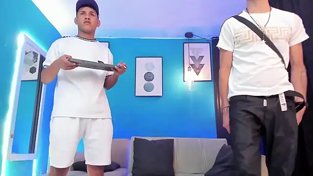 Oficial KingOfHeavens online show from April 2026 09:12:02 PM