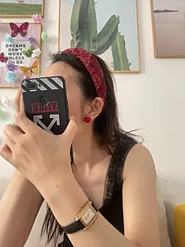 Snapshot of you-005 chatting on January 2026 02:26:01 AM you-005 online show from January 2026 02:26:01 AM