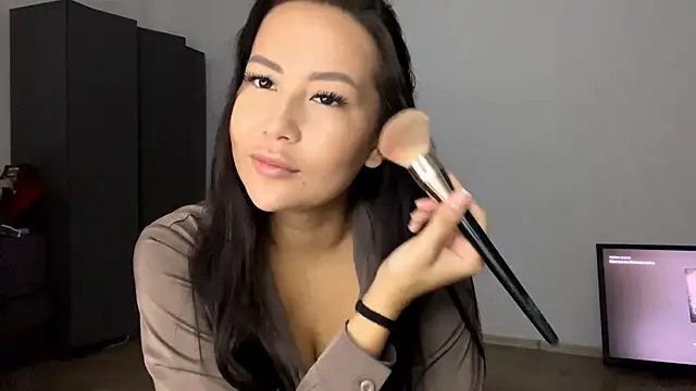 Your Mel0dy online show from December 2025 10:34:02 AM