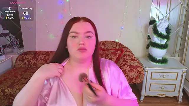 Snapshot of LindaBermer chatting on December 2025 04:41:02 AM LindaBermer online show from December 2025 04:41:02 AM