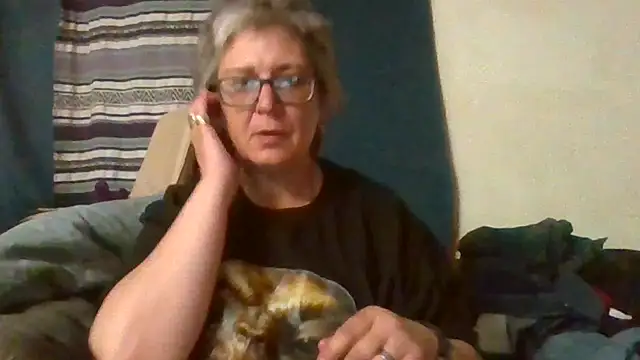 becky1111 online show from April 2026 02:51:02 AM