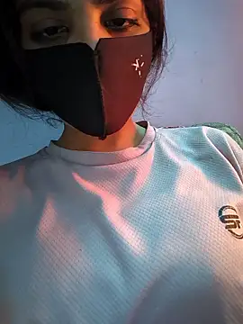 Snapshot of kinsu4763 chatting on January 2026 03:25:02 PM kinsu4763 online show from January 2026 03:25:02 PM