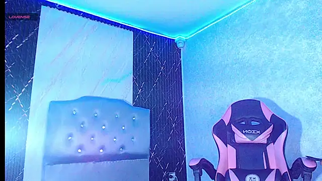 Snapshot of Yoim_Williams chatting on January 2026 05:44:01 AM Yoim Williams online show from January 2026 05:44:01 AM