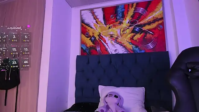 Snapshot of Violet_Blazee chatting on January 2026 10:40:01 AM Violet Blazee online show from January 2026 10:40:01 AM