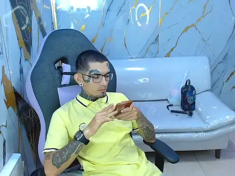 Boy tatto77 online show from June 2026 12:44:02 AM
