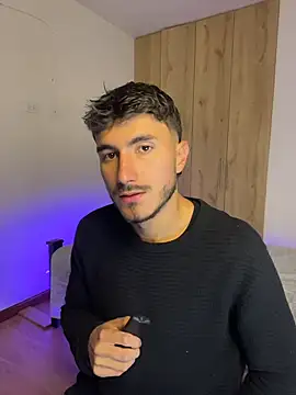 LIAM COLT online show from April 2026 12:22:01 AM