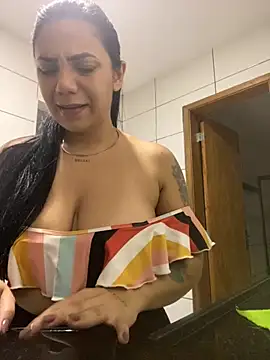 Nini  online show from March 2026 08:32:01 PM