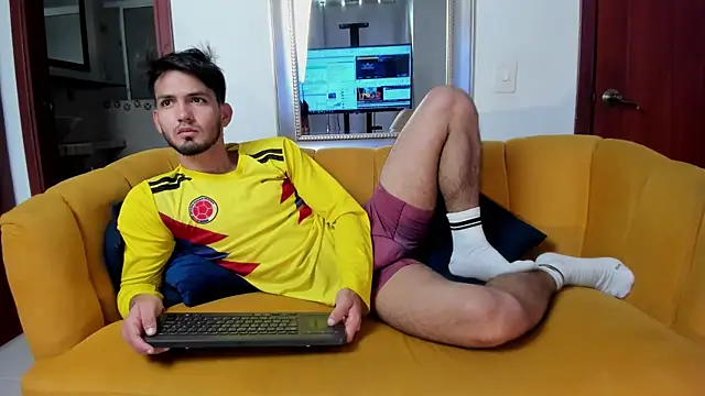 HarryFosster online show from April 2026 06:38:01 PM