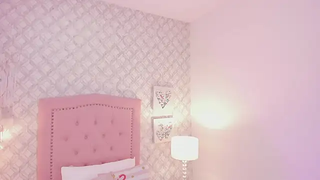 amber  ferrera online show from February 2026 11:42:02 AM