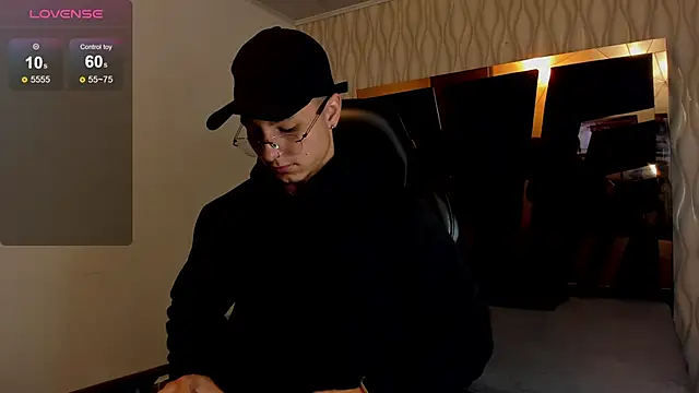 Noah Clarkk online show from March 2026 05:19:01 PM