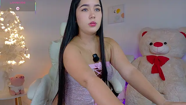 emmy candy 18 online show from May 2026 12:05:01 AM